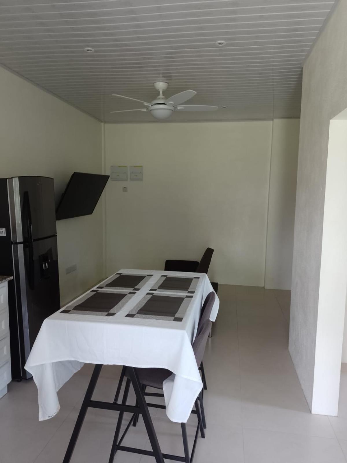 Tranquility Suites- Feels Like Home Choiseul Bilik gambar