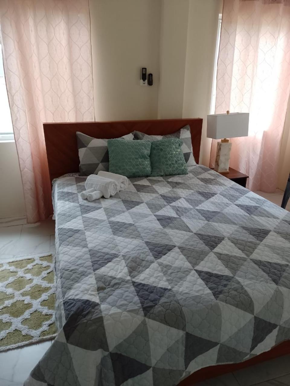 Tranquility Suites- Feels Like Home Choiseul Luaran gambar